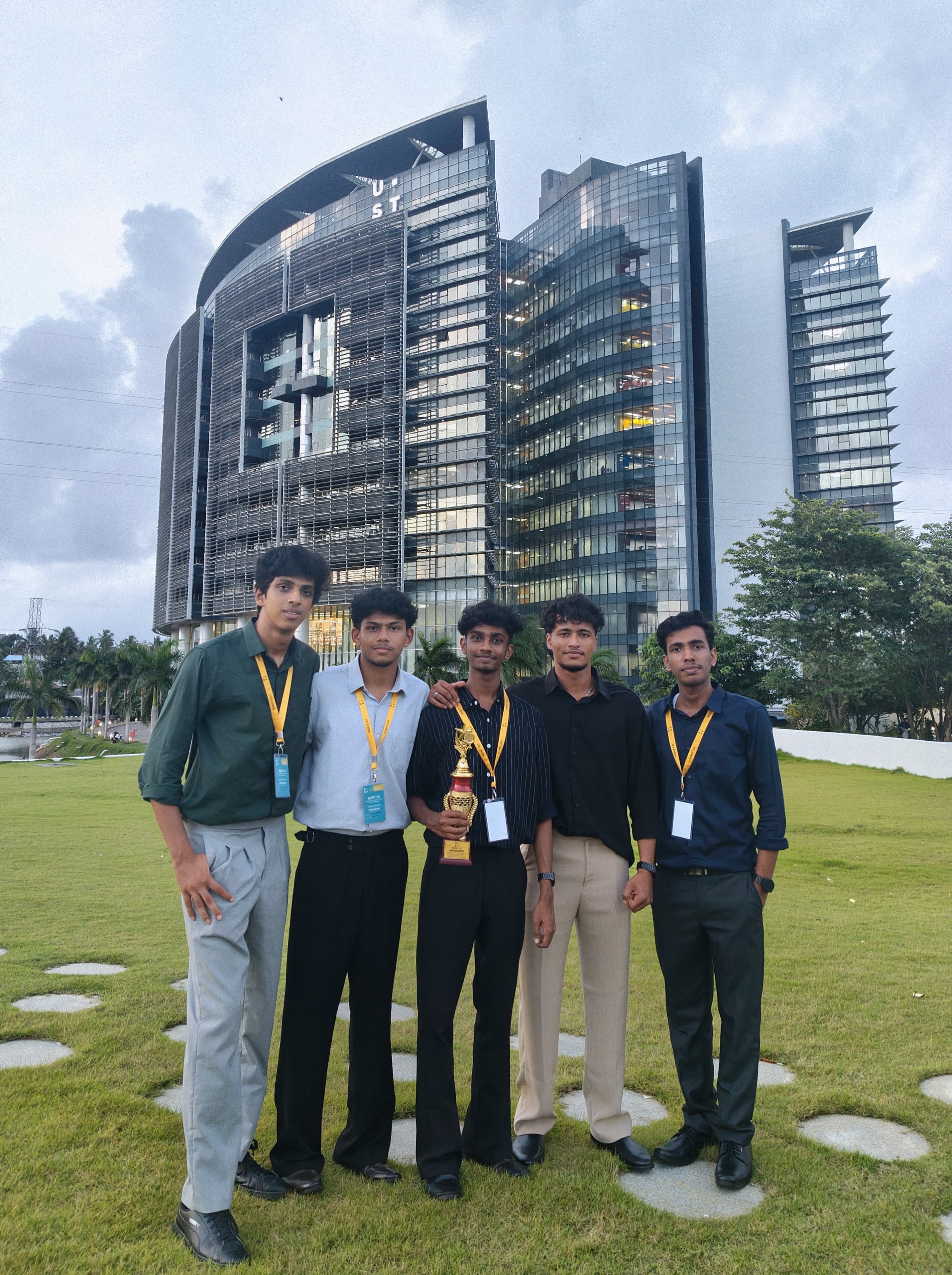 UST SIGHT 3.0 Team